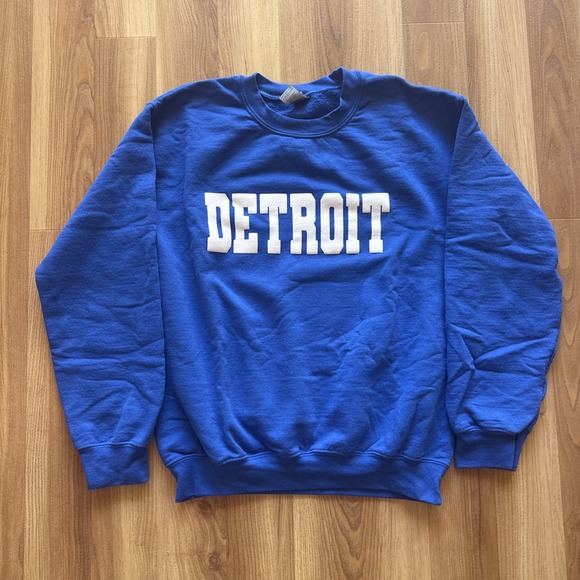Gildan Other - Detroit Lions Crew Neck Sweatshirt Size Small Honolulu Blue 3D Puff Raised Logo